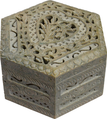 25% OFF on Artist Haat Hand Crafted Natural Jewellery Vanity Case Beige