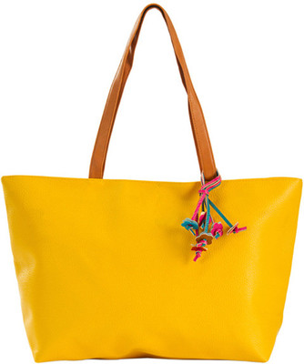 40% OFF on Cappuccino 18002 Shoulder Bag Yellow 40% OFF on Cappuccino 18002 Shoulder Bag Yellow