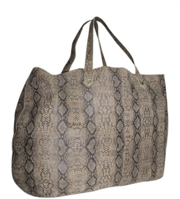 50% OFF on Moda Desire Snake Hand-held Bag Beige-01