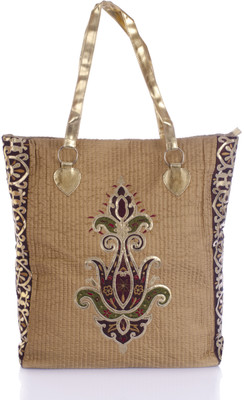 Peaubella Accessorize Shoulder Bag Golden