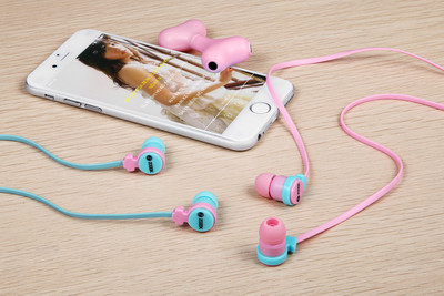 Zoook Noise Pair of 2 Noise-Isolating Earphones with Splitter Noise Isolating Earphone Wired Headphones (Pink & Light Blue, In the Ear) 