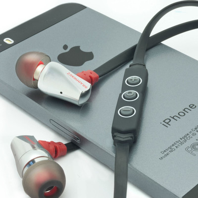 Brainwavz S3 Noise Isolating Earphones with Clearwavz Remote and Microphone Wired bluetooth Headphones (Silver, In the Ear) 