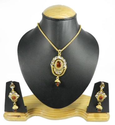 68% OFF on Tradeyard impex Gorgeous Alloy Jewel Set Gold 68% OFF on Tradeyard impex Gorgeous Alloy Jewel Set Gold