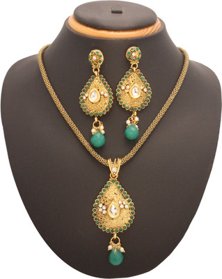 69% OFF on Vendee Fashion Floral Pendant Copper Jewel Set 69% OFF on Vendee Fashion Floral Pendant Copper Jewel Set