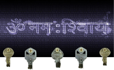 50% OFF on Go Hooked Wooden Key Holder