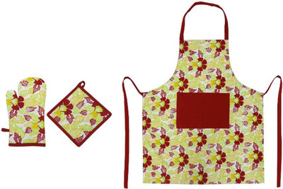 43% OFF on Cotonex Green, Red Cotton Kitchen Linen Set 43% OFF on Cotonex Green, Red Cotton Kitchen Linen Set