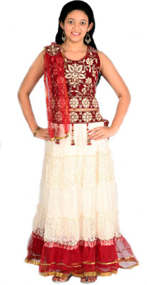 40% OFF on Saarah Self Design Girl's Lehenga, Choli and Dupatta Set