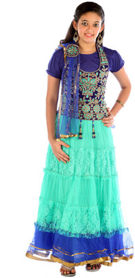 45% OFF on Sarrah Self Design Girl's Lehenga, Choli and Dupatta Set 45% OFF on Sarrah Self Design Girl's Lehenga, Choli and Dupatta Set