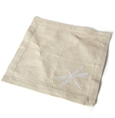 CherryTin Beige, White Set of 6 Napkins CherryTin Beige, White Set of 6 Napkins