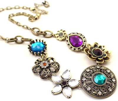 The Pari Alloy Necklace The Pari Alloy Necklace