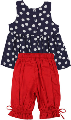 49% OFF on Aomi Girl's Printed Top & Pyjama Set 49% OFF on Aomi Girl's Printed Top & Pyjama Set
