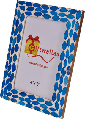 10% OFF on Giftwallas Glass Photo Frame