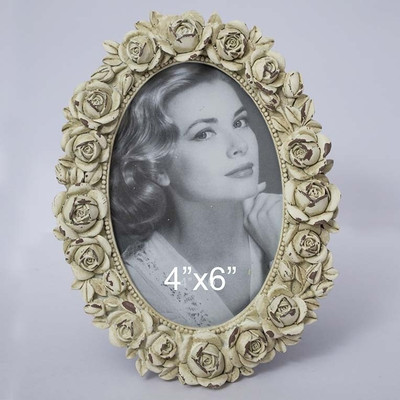 58% OFF on Painting Mantra Generic Photo Frame 58% OFF on Painting Mantra Generic Photo Frame