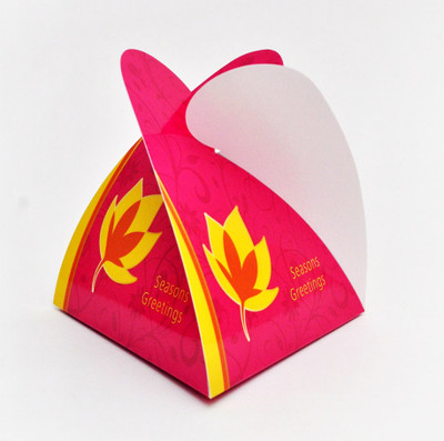 PrintSpeaks Pyramid Lotus Design Gift Box Printed Party Bag PrintSpeaks Pyramid Lotus Design Gift Box Printed Party Bag