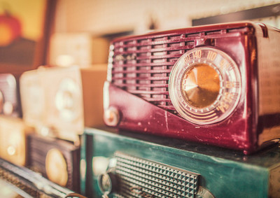46% OFF on Radio Vintage Fine Art Print
