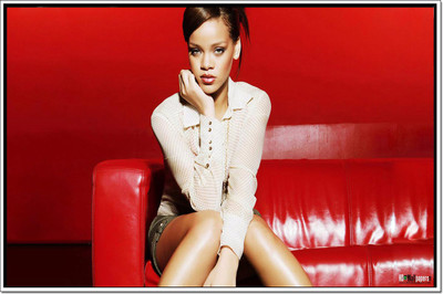 60% OFF on Rihanna Poster Paper Print