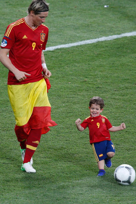 50% OFF on Fernando Torres Footballer Paper Print 50% OFF on Fernando Torres Footballer Paper Print