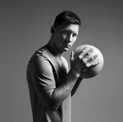 60% OFF on Lionel Messi (L) Photographic Paper