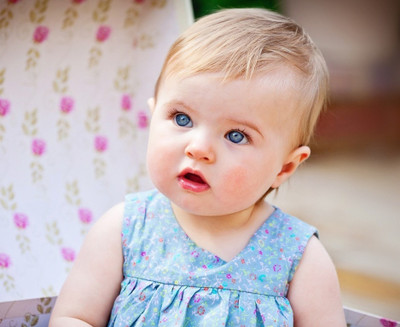 80% OFF on Holicshop Painting Without Frame - Innocent Baby Canvas Art