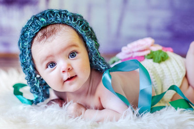 31% OFF on Child's Love - Smiling Baby Paper Print 31% OFF on Child's Love - Smiling Baby Paper Print