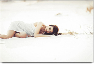 75% OFF on Amy Classic Vingae Beautiful Girl in the Sand Paper Print 75% OFF on Amy Classic Vingae Beautiful Girl in the Sand Paper Print