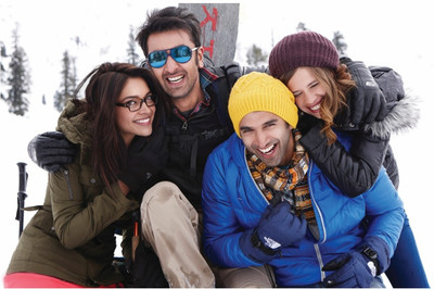 75% OFF on Artmagik Yeh Jawaani Hai Deewani Poster Fine Art Print