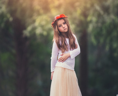 77% OFF on Painting Without Frame - Innocent Girl Canvas Art