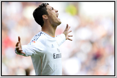 37% OFF on Cristiano Ronaldo Poster (Small) Photographic Paper