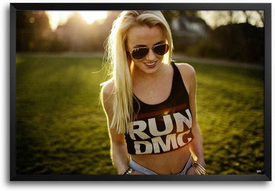 74% OFF on Hipster Girls Fp00003710 Framed Photographic Paper