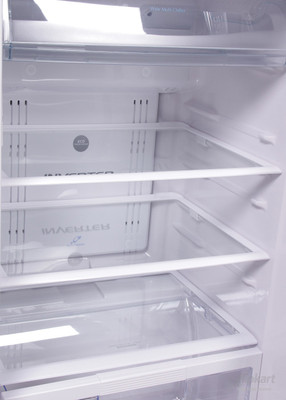 Hitachi 382 L Frost Free Double Door Refrigerator (R-VG400PND3- (GBK), Glass Black) 