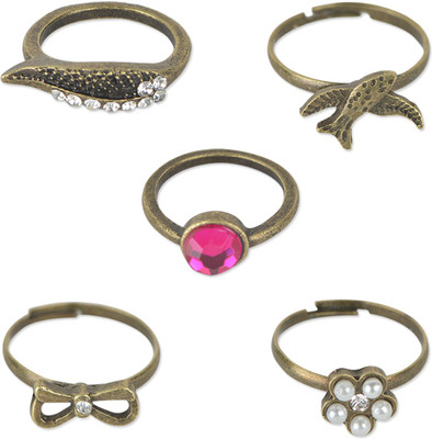 57% OFF on FemNmas Alloy Ring Set