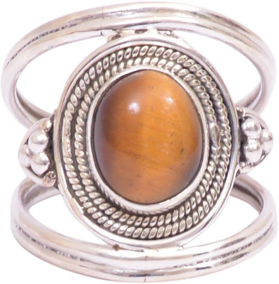 45% OFF on Rubera Silver Cat's Eye Ring 45% OFF on Rubera Silver Cat's Eye Ring