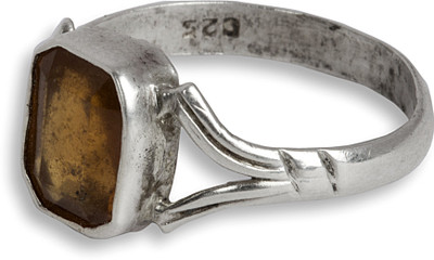 Silverwala Silver Garnet Ring