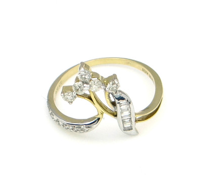 16% OFF on Arihant Gems & Jewels Gold 18 K Ring