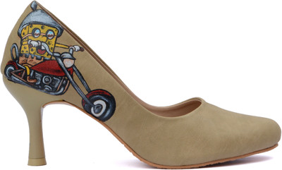 40% OFF on Wearmates The Spongebob Wolverine Design Heels 40% OFF on Wearmates The Spongebob Wolverine Design Heels