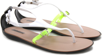 30% OFF on GoBahamas Flats