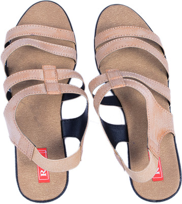 79% OFF on Red Bantus Flats