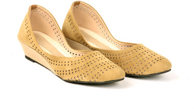 40% OFF on Twee Broer Wedges 40% OFF on Twee Broer Wedges