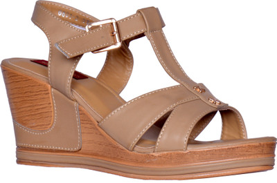 Heels n Wedges Wedges