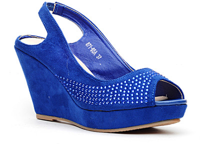 30% OFF on Pinq Chiq Wedges