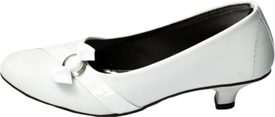 17% OFF on Aadolf Heels