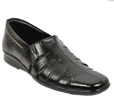 55% OFF on Wave Walk Sandals