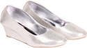 Do Bhai dell-silver Leather Wedges