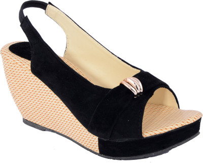 61% OFF on Aashka Wedges