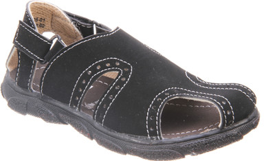 Titas Black Sandals