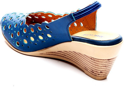 40% OFF on Marc Loire Meredith Snow Wedges