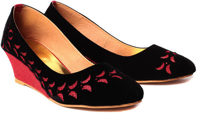 60% OFF on Ruby Dashing Wedges