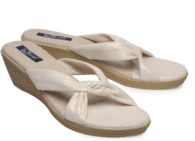 15% OFF on La Zilver Wedges