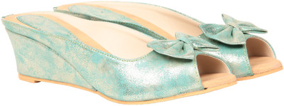 62% OFF on Fiorella Wedges