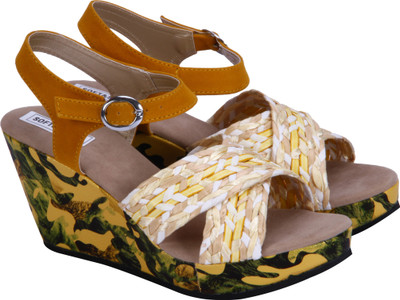 77% OFF on Soft&Sleek Girls Wedges 77% OFF on Soft&Sleek Girls Wedges